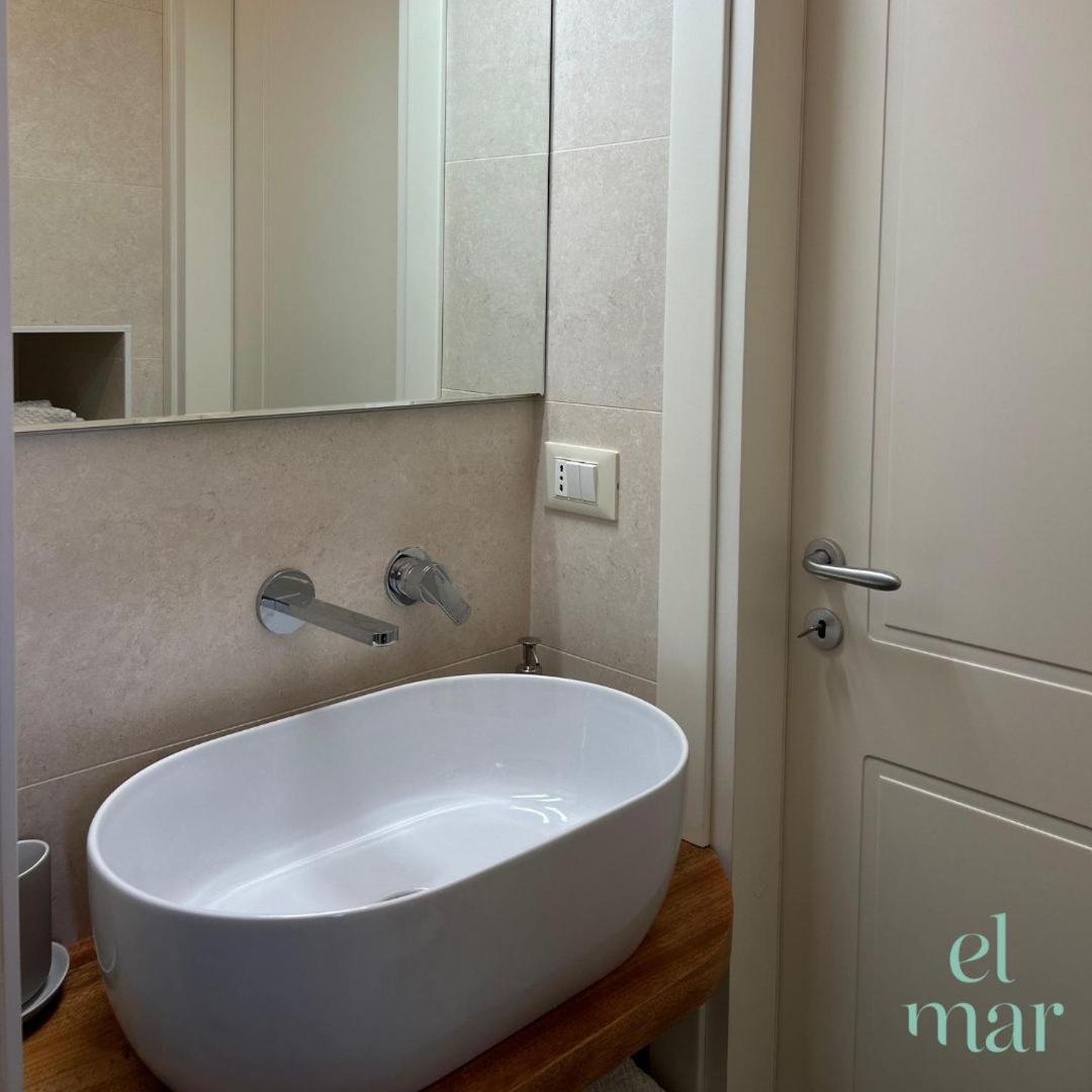 El-Mar Locazione Turistica House With Exclusive Terrace Leilighet Polignano a Mare Eksteriør bilde